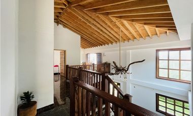 Se vende finca con casa de Lujo en San Roque, Antioquia