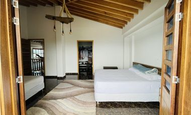 Se vende finca con casa de Lujo en San Roque, Antioquia