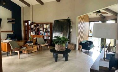 En venta hermosa casa en el exclusivo complejo residencial Los Molinos