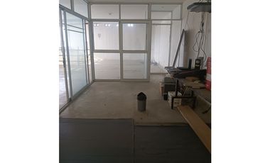 OFICINA EN ARRIENDO B. OBRERO CERCA AL MERCADO DEL SUR