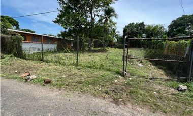 Se vende terreno en Juan Diaz