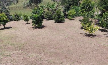 Vendo Casa Campestre en El Alto del Choco - Vía Marinilla  El Peñol