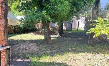VENDE terreno 10x50 Barrio Lote 4 sobre asfalto