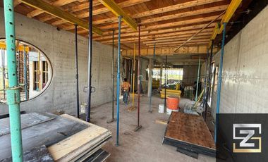 Casa en venta de 3 pisos a estrenar en Nordelta