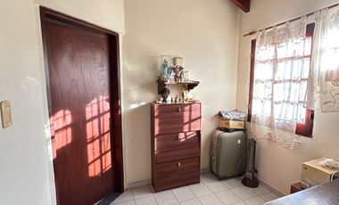 VENDE casa en el centro 10x20