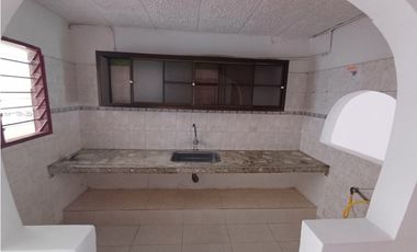 SE ARRIENDA CASA EN JORGE ELIECER GAITAN PISO 1 - TULUA