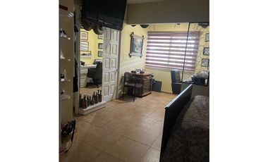 VENTA CASA CON TERRENO VILLA ZAITA