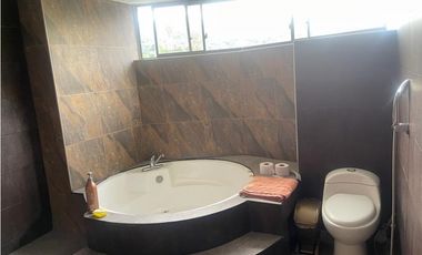 SE VENDE PARTAMENTO DUPLEX EN SANTA RITA PISO 3 Y 4 NO ASCENSOR