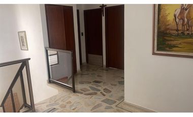 SE VENDE PARTAMENTO DUPLEX EN SANTA RITA PISO 3 Y 4 NO ASCENSOR