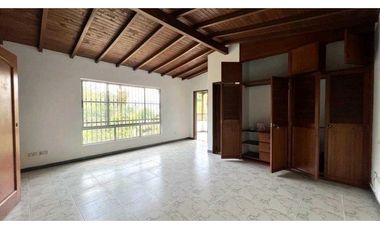 Se vende finca sabaneta ,el Romeral