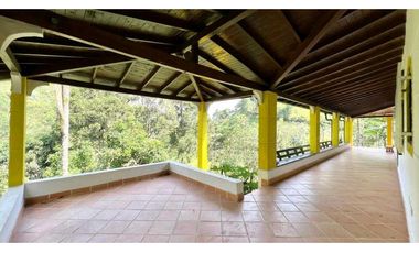 Se vende finca sabaneta ,el Romeral