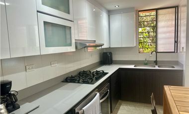 Vendo Hermosa casa en Los Parra-El Poblado.Medellín totalmente remodel