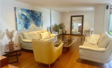 Vendo Hermosa casa en Los Parra-El Poblado.Medellín totalmente remodel