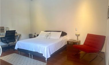 Vendo Hermosa casa en Los Parra-El Poblado.Medellín totalmente remodel