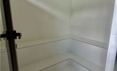 Vendo Hermosa casa en Los Parra-El Poblado.Medellín totalmente remodel