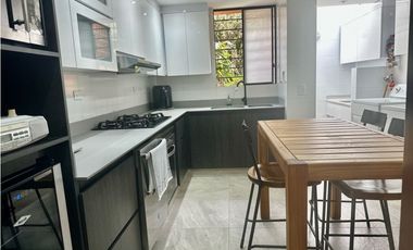 Vendo Hermosa casa en Los Parra-El Poblado.Medellín totalmente remodel