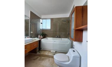 APARTAMENTO AMPLIO EN EL RECREO MONTERA EN OFERTA