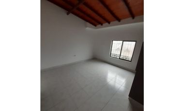 SE ARRIENDA CASA EL VICTORIA PISO 2 - TULUA