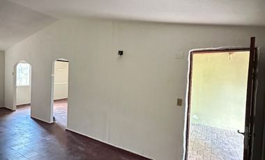 VENDE casa Barrio Colluccio excelente zona