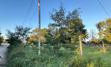 VENDE 2 terrenos 10x20 Catamarca esquina España