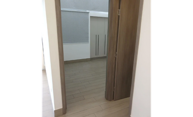 ALQUILER APARTAMENTO VIA PORRAS