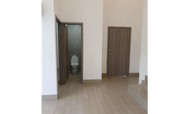 ALQUILER APARTAMENTO VIA PORRAS
