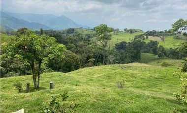 SE VENDE HOTEL ENTRADA CIRCASIA