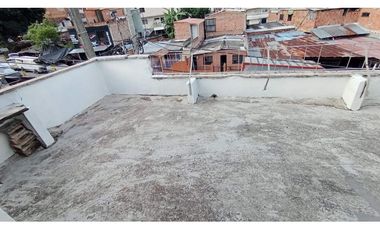 CASA CASTILLA CERCA HOSPITAL LA MARA