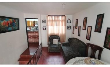 CASA CASTILLA CERCA HOSPITAL LA MARA