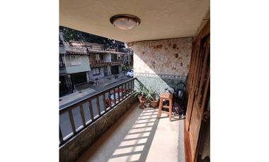 Apartamento en Loma de los Bernal