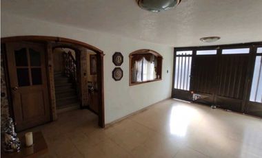Apartamento en Loma de los Bernal