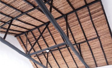 CASA EN VENTA PLAZOLETA PERALTA GIRON