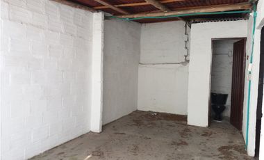 CASA EN VENTA PLAZOLETA PERALTA GIRON