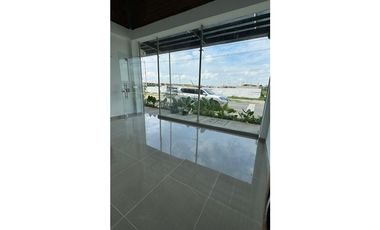 SE VENDE LOCAL COMERCIAL EN PARQUE NATURA DE 19 M2 PARA ESTRENAR