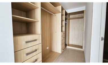 ALQUILER EN AVENIDA BALBOA - WHITE TOWER