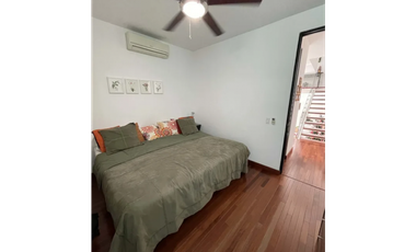 Se alquila casa en altos de golf