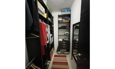 Se alquila casa en altos de golf