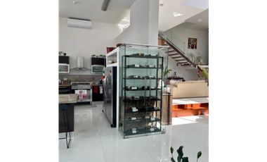 Se alquila casa en altos de golf