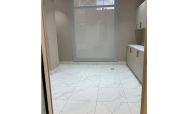 ! GANGA ¡ SE VENDE Consultorio u oficina en Town Center