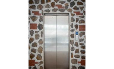 !OFERTA¡  Alquilo Local Comercial en plaza BELLA VISTA