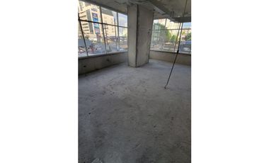 !SE ALQUILA ¡ Consultorio Medico Para Diseñar a su Gusto.