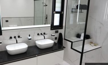 Casa en venta de 4 dormitorios c/ cochera en San Vicente