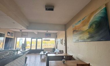 Se alquila Hostel en Faro Norte.