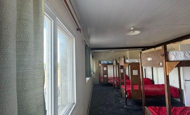 Se alquila Hostel en Faro Norte.