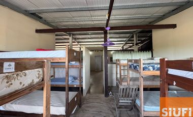 Se alquila Hostel en Faro Norte.