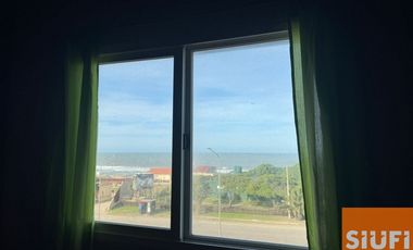 Se alquila Hostel en Faro Norte.