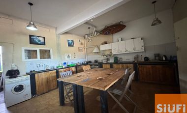 Se alquila Hostel en Faro Norte.