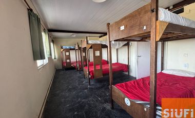 Se alquila Hostel en Faro Norte.