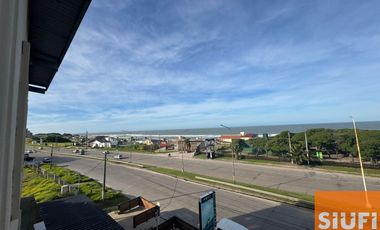 Se alquila Hostel en Faro Norte.