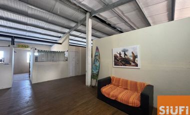 Se alquila Hostel en Faro Norte.